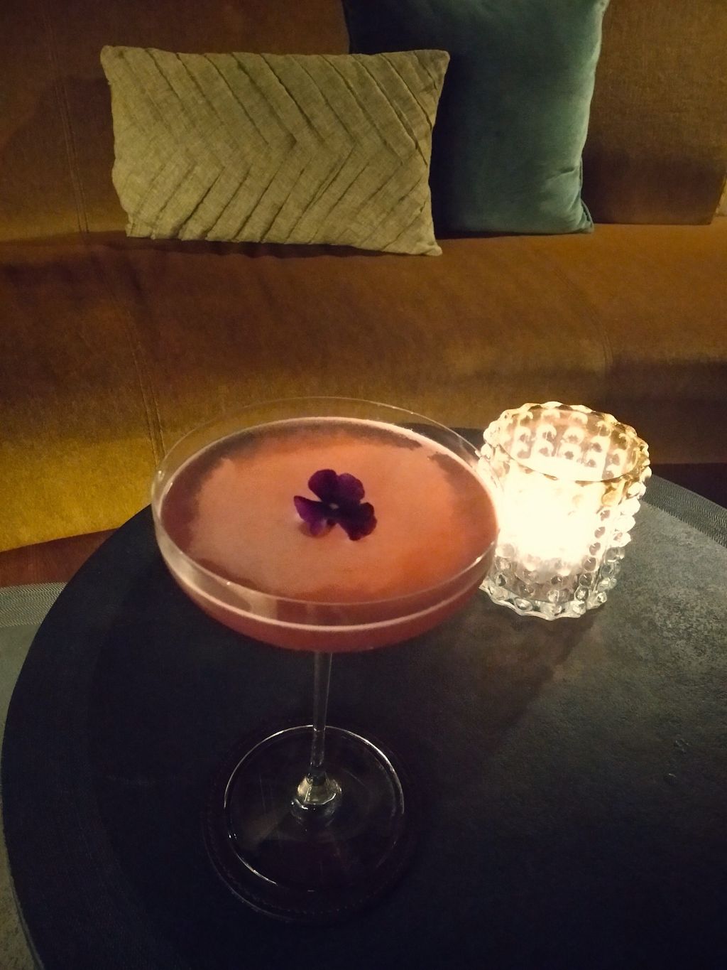 nightlife exklusiv cocktail mit dem namen abyss